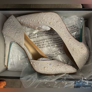 Betsey Johnson SB-Hazil size 9.5